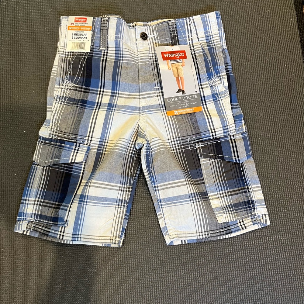 Boys wrangler plaid shorts